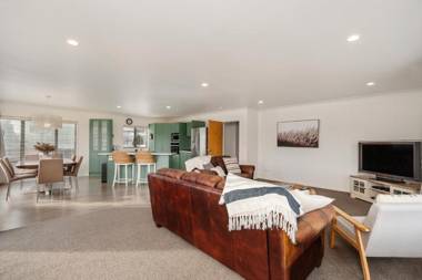 Kinloch Family Getaway - Kinloch Holiday Home