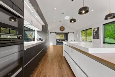 Raptor's Haven - Kinloch Holiday Home