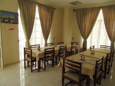 Al Ferdous Hotel Apartments