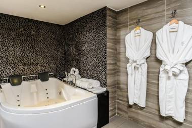 Riande Aeropuerto Hotel Casino