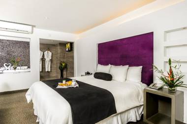 Riande Aeropuerto Hotel Casino