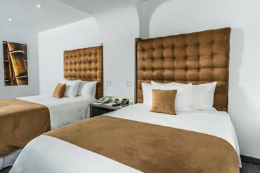 Riande Aeropuerto Hotel Casino