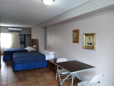 Hotel Tower House Suites