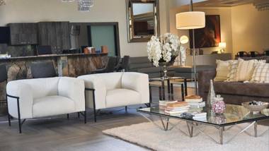 La Residencia by Villa Alejandro