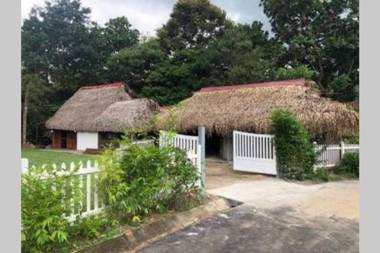 Hermosa cabaña en River Village San Martin