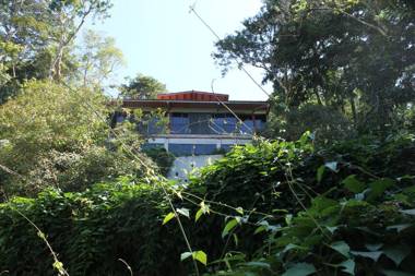 El Valle de Anton La Chachalaca