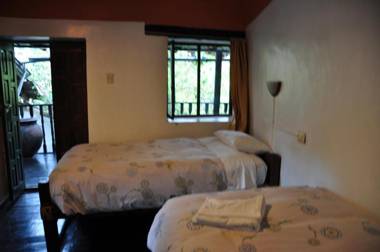 Las Orquideas Ollantaytambo