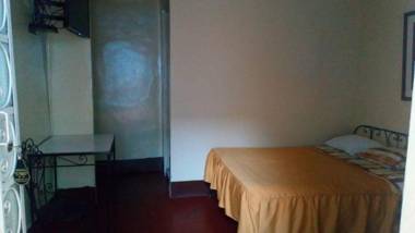 Hostal Virrey & Tours