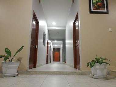 Hostal Cordillera Azul