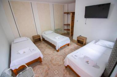 HOSPEDAJE SANTA MONICA