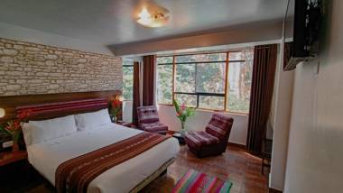 Machu Picchu Adventure House