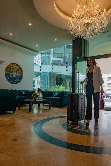 Miraflores Colon Hotel