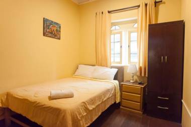 Lion Backpackers Bed & Breakfast