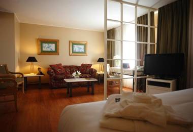 Suites del Bosque Hotel