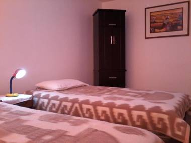 Royal Sweet Dreams Airport B&B