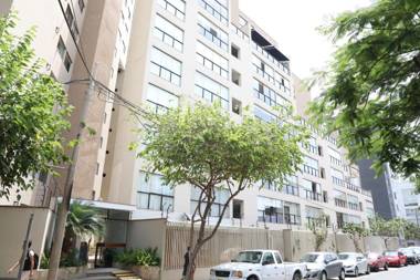 Luxe Miraflores Apartment Tripoli