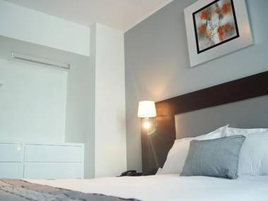 Apart Hotel Petit Palace Suites