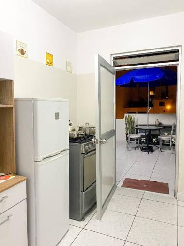 Apartamento Independiente 1 dormitorio cama Queen