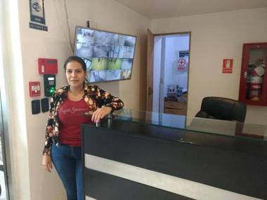 Room 5 Star Miraflores