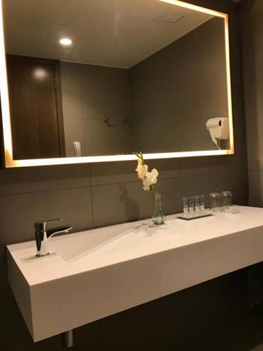 Dazzler by Wyndham Lima San Isidro