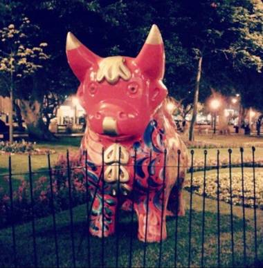 LUXURY SUITES P. KENNEDY