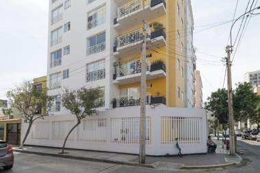 Simply Comfort - Bright and Spacious Apartment in the Heart of Miraflores