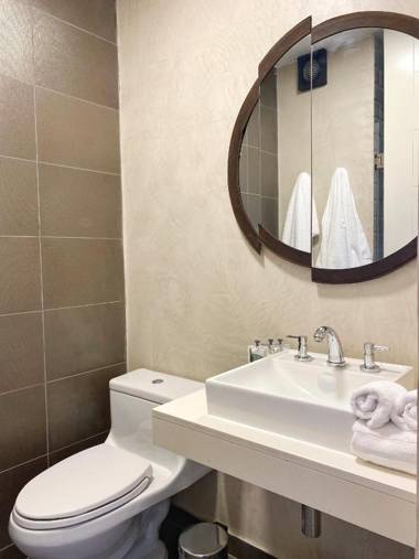 Astonishing 2BR With OCEAN View