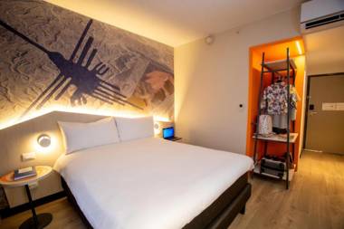 ibis Styles Lima Benavides Miraflores