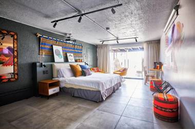 Selina Miraflores Lima