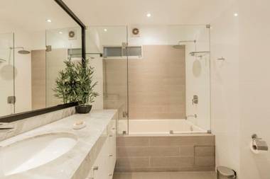 Upscale 1BR in Barranco