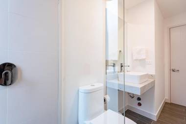 Trendy Host Alta San Isidro