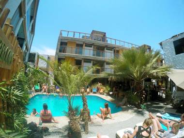 Banana's Adventure Hostel