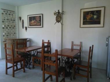 Diamond Monkey Lodge