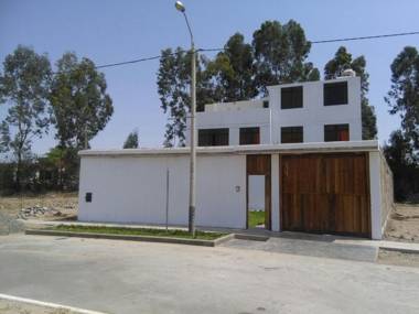 Diamond Monkey Lodge