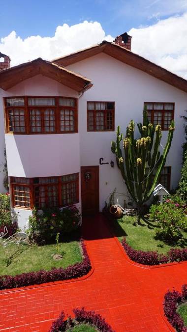 Hotel & Bungalows Villa Valencia