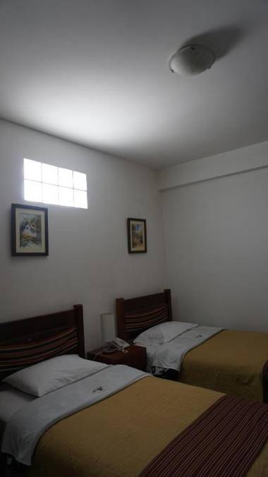 Hotel & Bungalows Villa Valencia