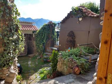 Cities of the World - Hotel Cusco