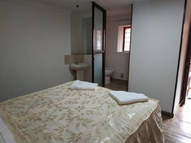 Anais y Nicolas Hostel