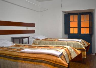 La Estacion San Pedro