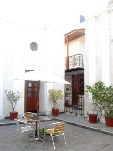 Mini Apartment with Balcony