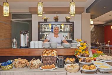 Plaza Sur Hotel & Suites