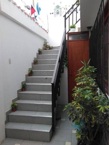 Apart & Hostal ManuAlé