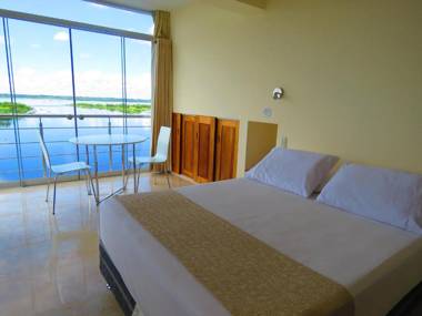 Boulevard 251 Riverside Apartments