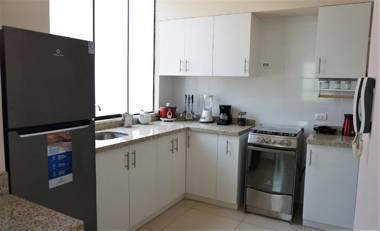 Casa Pillqu APARTAMENTOS PRIVADOS - 10min del Aeropuerto Lima PE