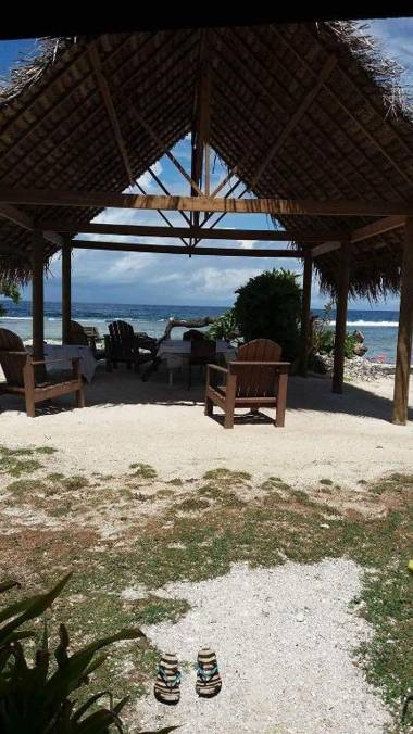 Tifaifai Et Café Huahine