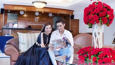 Golden Peak Hotel & Suites