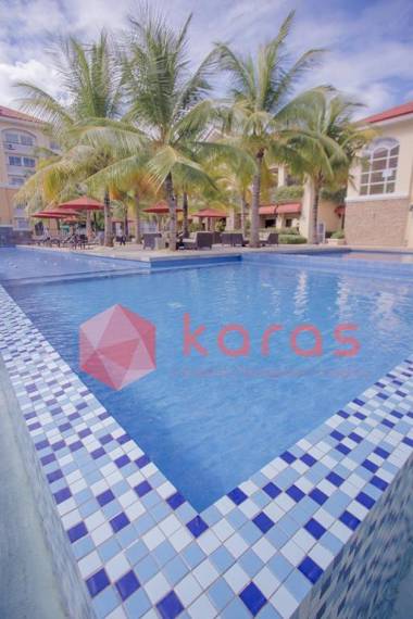Kara's Family 2BR Condo Unit.*****