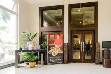 Tanza Oasis Hotel And Resort