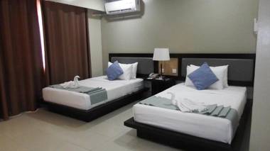 Tanza Oasis Hotel And Resort