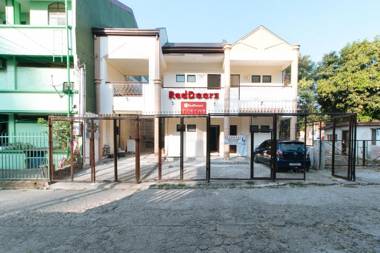 RedDoorz near De La Salle Dasmarinas Cavite